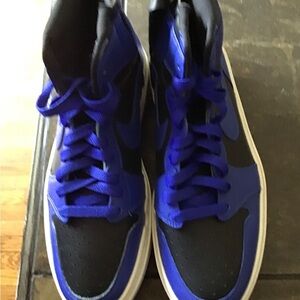 Jordan Sneakers in Black and Blue